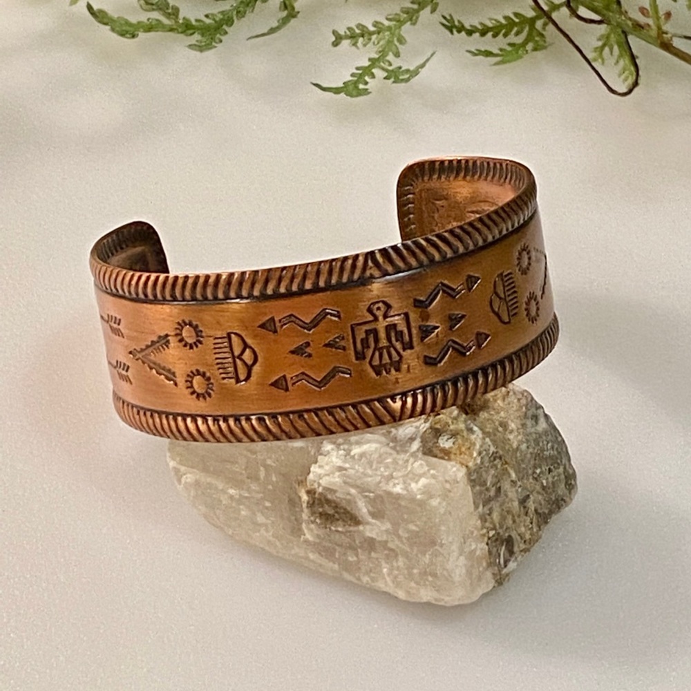 Vintage Storyteller Bell Trading Post Copper Cuff Bracelet - Handmade - Picture 5 of 13